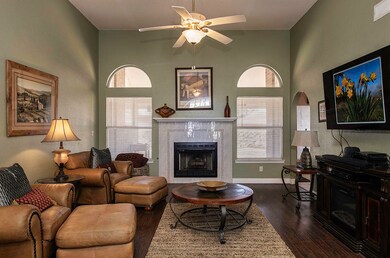 409 Jeweled Desert Dr, Horizon City, TX 79928 - photo 6