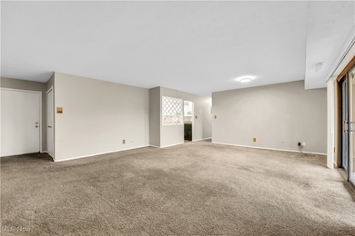 2930 N Bay Dr unit L7, Westlake, OH 44145 - photo 5