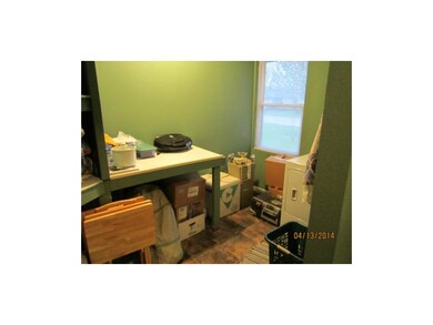 Main level laundry