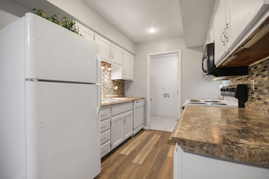 1997 Waterfront Dr N unit D, Columbia, MO 65202 - photo 4