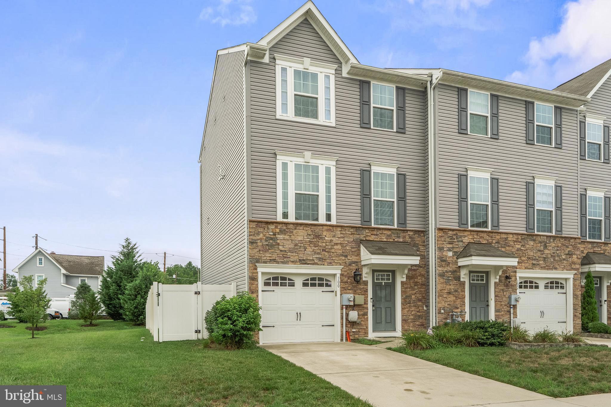 100 Meridian Ln, Sewell, NJ 08080 - photo 2