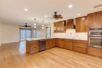 0 Kitchen