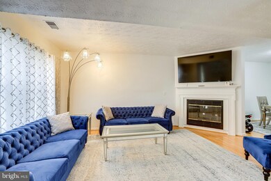 14007C Grumble Jones Ct, Centreville, VA 20121 - photo 7