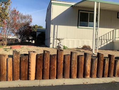 202 Queens Way, Pittsburg, CA 94565 - photo 5