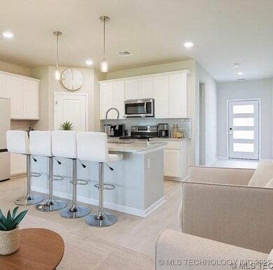 2416 W Birmingham St, Broken Arrow, OK 74011 - photo 5