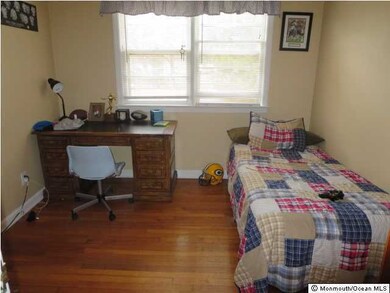 24 Elizabeth Pkwy, Eatontown, NJ 07724 - photo 3