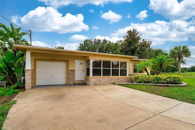 10908 W Elbow Dr, Tampa, FL 33612 - photo 2