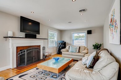 69 Livermore Rd, Belmont, MA 02478 - photo 3