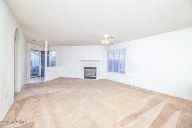 4146 Breezewood Dr unit 103, Wilmington, NC 28412 - photo 7