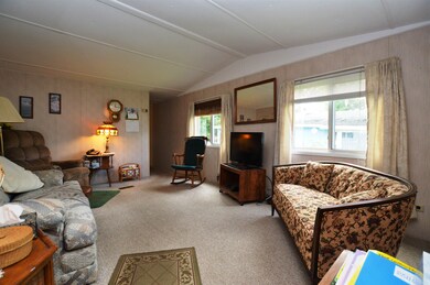 318 Penny Ln, Shelburne, VT 05482 - photo 4