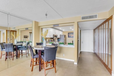 9 Royal Palm Way unit 4040, Boca Raton, FL 33432 - photo 5