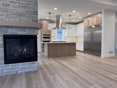 13098 Pinecrest Ln, Clive, IA 50325 - photo 5