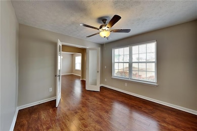 7550 Springmill Ct, Cumming, GA 30028 - photo 4