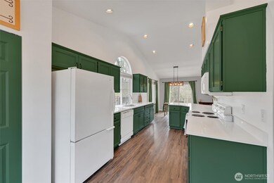 12022 170th St E, Puyallup, WA 98374 - photo 6