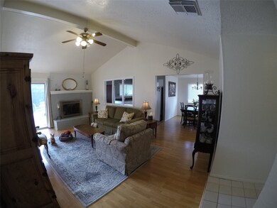17006 Blackhawk Blvd, Friendswood, TX 77546 - photo 4