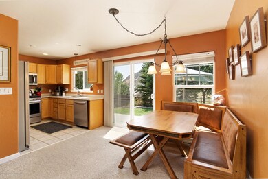Dining kitchen