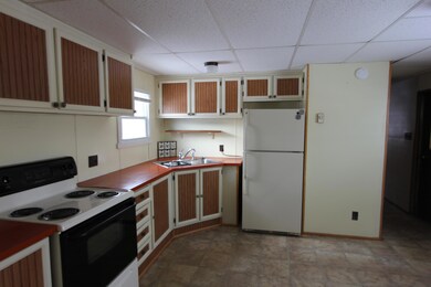 9 Sabattus Creek Dr, Lisbon, ME 04250 - photo 4