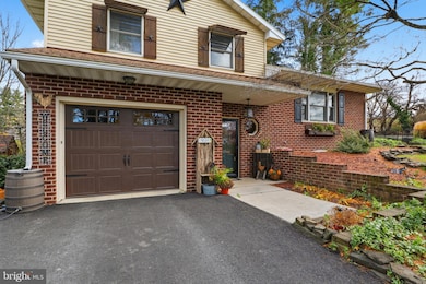 1934 Forge Heights Ln, Spring Grove, PA 17362 - photo 4