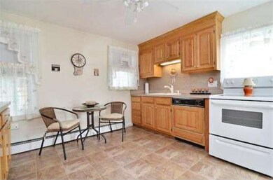 442 Sea St, Quincy, MA 02169 - photo 4