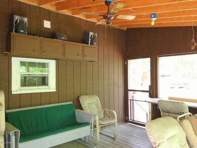 1372 Pennsylvania 402, Dingmans Ferry, PA 18328 - photo 7