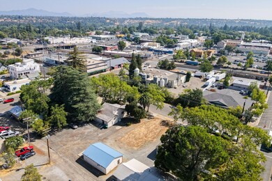 1336 Oregon St, Redding, CA 96001 - photo 4