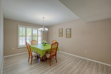 17634 N Lindgren Ave, Sun City, AZ 85373 - photo 7