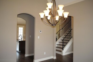 Dining Room/Butler's Pantry