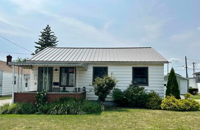 722 Clark Ave, Bluffton, IN 46714 - photo 2