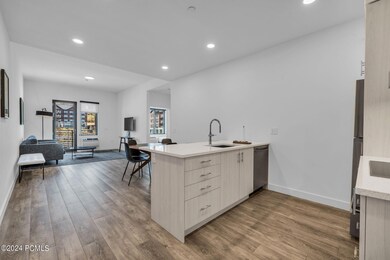 Pioche Village Apartments unit 1333, Park City, UT 84060 - photo 4