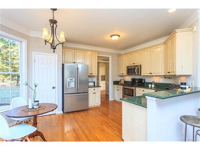Spacious eat in kitchen with stainless steel appli