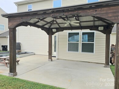 864 Pointe Andrews Dr, Concord, NC 28025 - photo 2