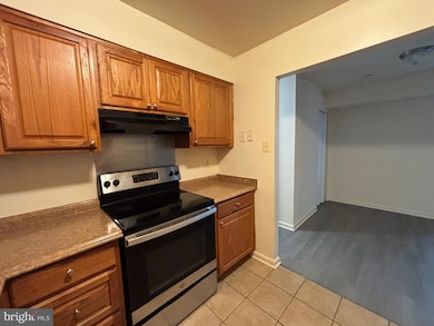 6149 Edsall Rd unit A, Alexandria, VA 22304 - photo 5