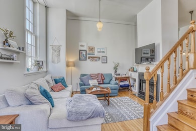 823 S Sharp St, Baltimore, MD 21230 - photo 3