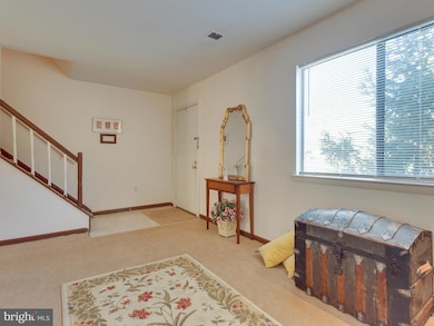 2576 Fox Ridge Ct unit 27, Woodbridge, VA 22192 - photo 6