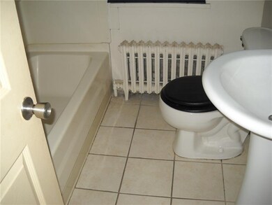 BATHROOM UNIT 1