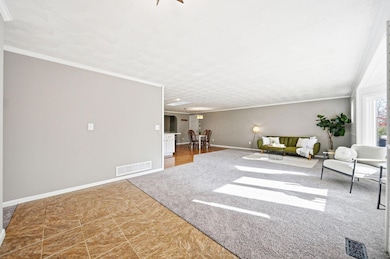 128 Winter Green Loop SW, Pataskala, OH 43062 - photo 7