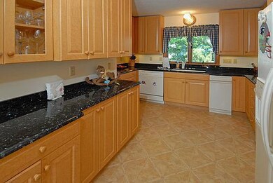 370 Ocean Ave, Wells, ME 04090 - photo 2