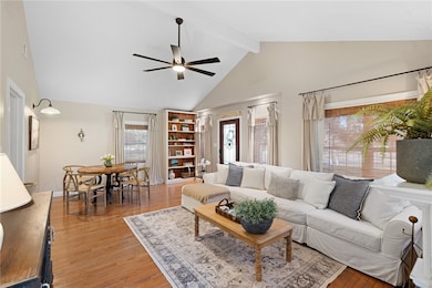 1506 E Washington Ave, Navasota, TX 77868 - photo 5