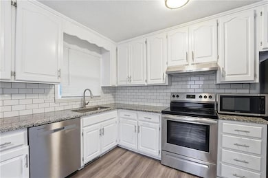 216 Bittersweet Ln, Lansing, KS 66043 - photo 4