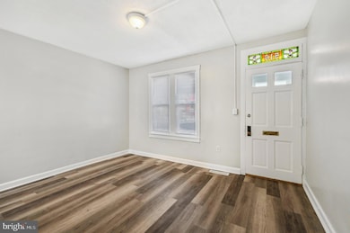 516 Laurel St, Reading, PA 19602 - photo 2