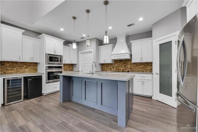 1603 W Saint Claire Ave, Edinburg, TX 78539 - photo 7