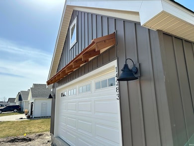 14283 Kidd Creek Crossover, Fort Wayne, IN 46845 - photo 2