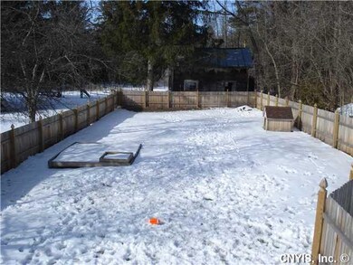 Yard/Garden. Large back yard is fully fenced--perf