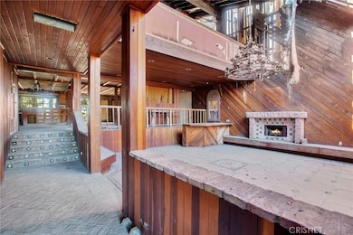 5169 Medina Rd, Woodland Hills, CA 91364 - photo 3