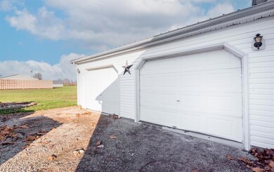 1715 E Cutshall Rd, Scottsburg, IN 47170 - photo 6