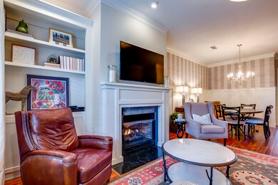9404_NortonCommonsBlvd_205