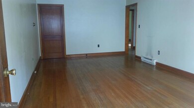 50 Independence St unit 3C, Berkeley Springs, WV 25411 - photo 5