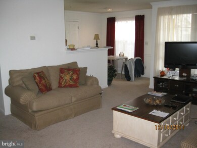 11014 Koman Cir unit 204, Manassas, VA 20109 - photo 4