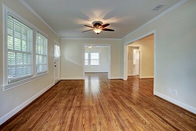 2043 Arlington St, Houston, TX 77008 - photo 7