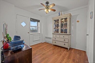 The Granada unit 4K, Bronx, NY 10463 - photo 5